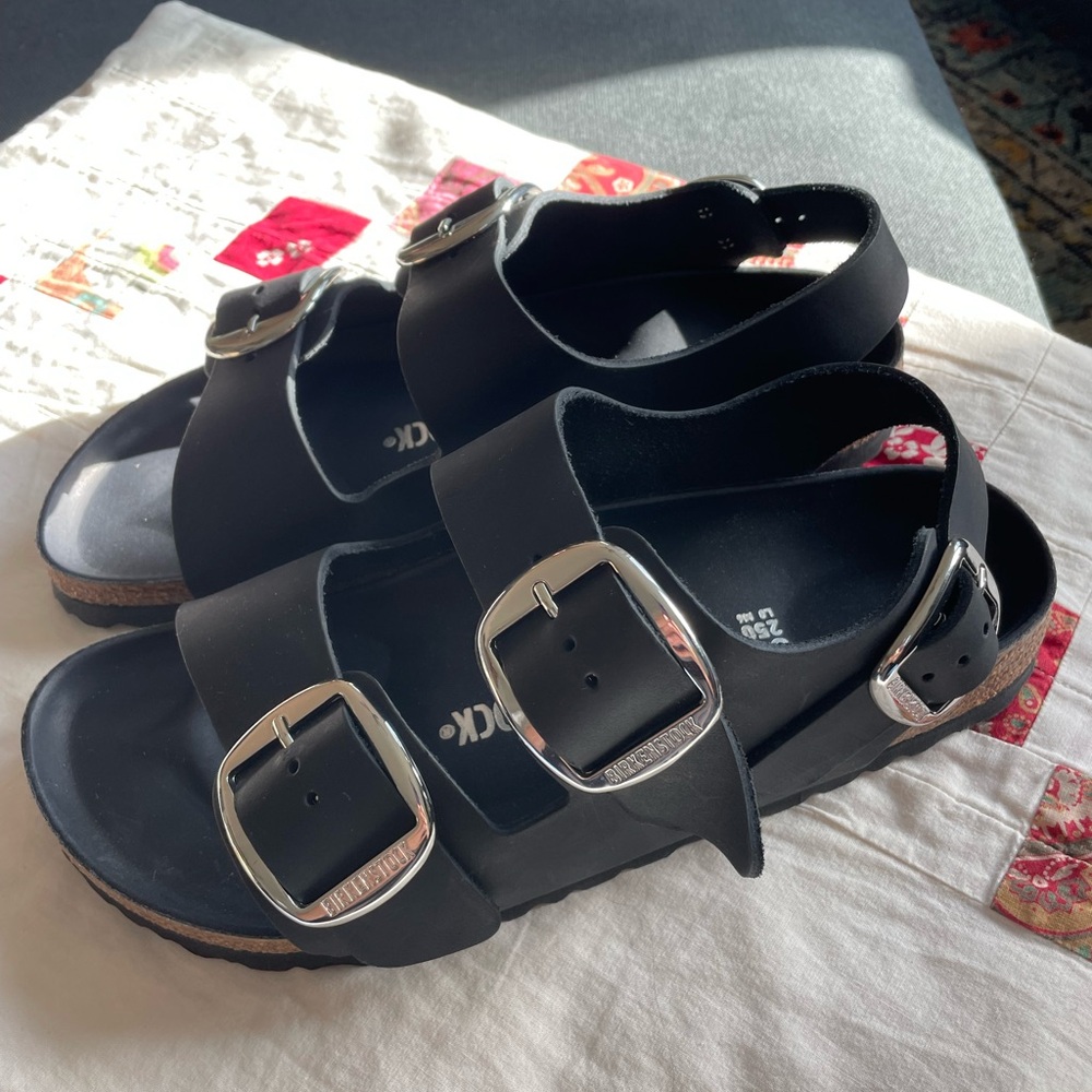 Birkenstock Big Buckle black sandals, size 39, new, never been worn!
